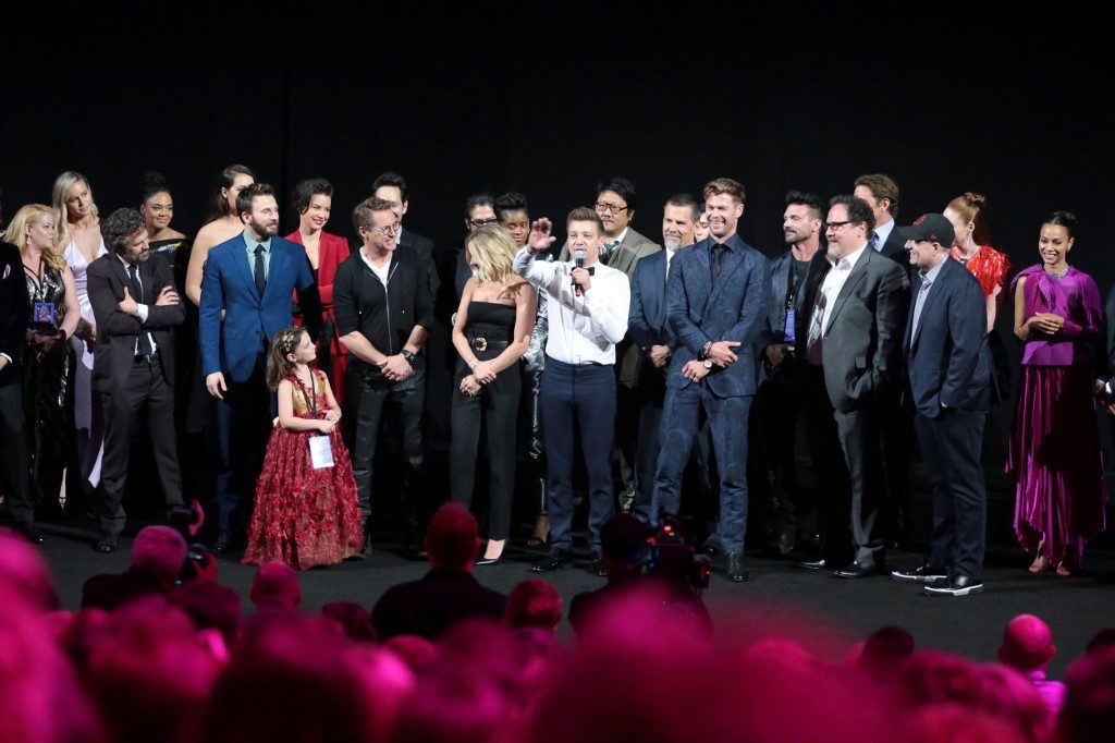 STARS ONSTAGE. Mark Ruffalo, Chris Evans, Alexandra Rabe, Robert Downey Jr., Scarlett Johansson, Jeremy Renner, Chris Hemsworth, executive producer Jon Favreau, and producer Kevin Feige say a few words at the world premiere of 'Avengers: Endgame.' Photo by Rich Polk/Getty Images for Disney/AFP 