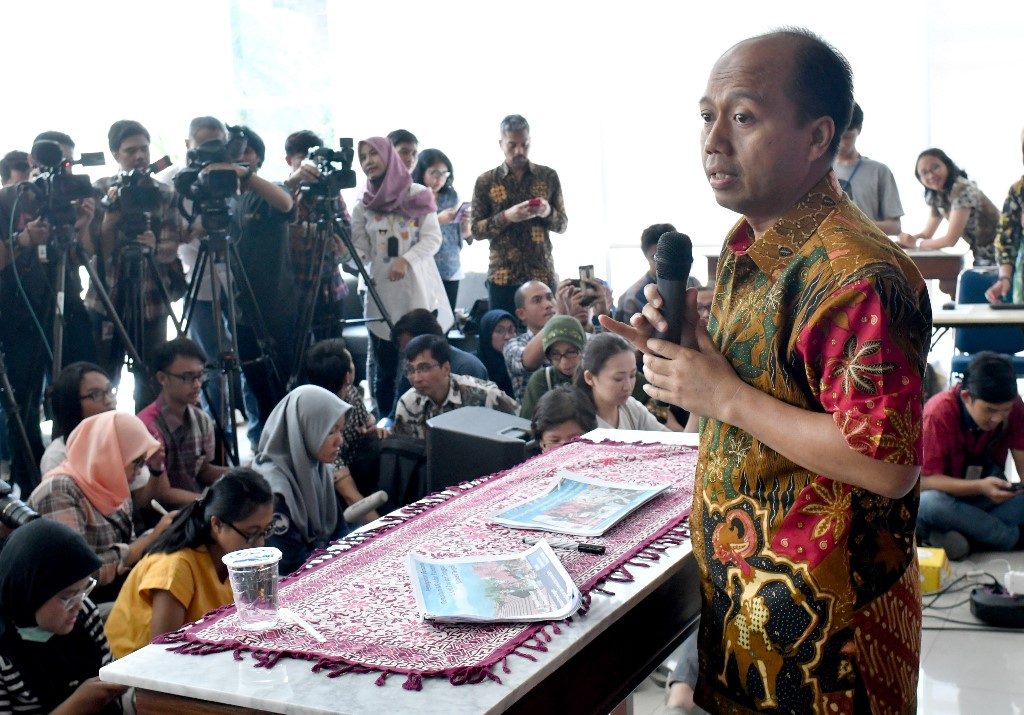 Indonesia’s famed disaster spokesman dies of cancer