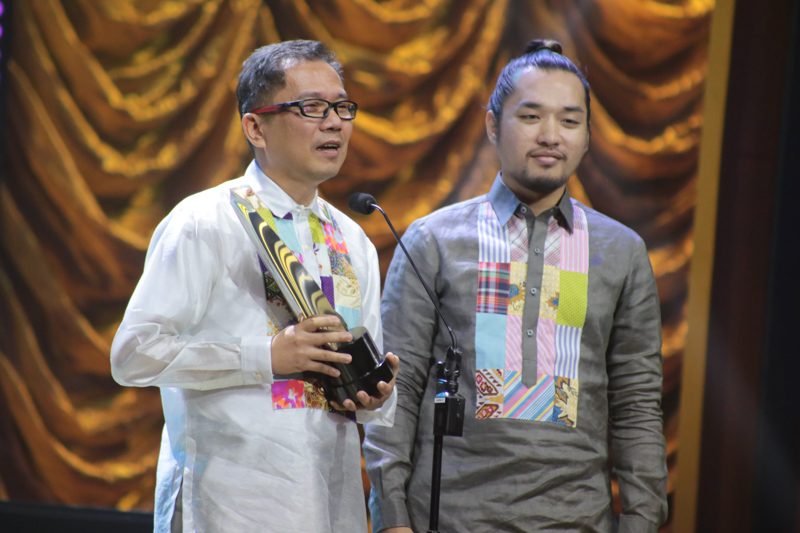 Accepting one of the awards for 'Ari: My Life with a King.' Photo by Paolo Abad/Rappler  