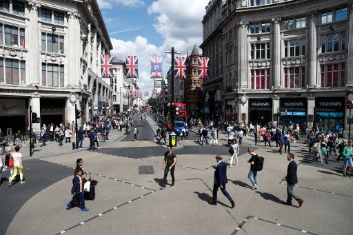 16 hurt fleeing false terror alert in London’s Oxford Street
