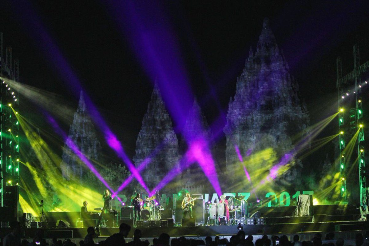 Nostalgia musik 90an dalam Prambanan Jazz Festival