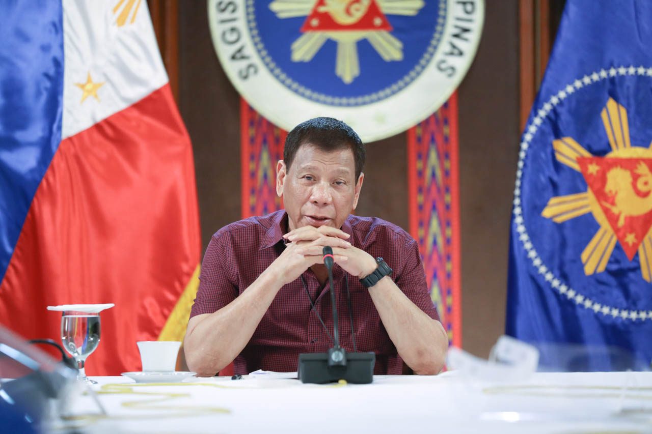 Duterte sides with Sinas: ‘He stays until further orders’