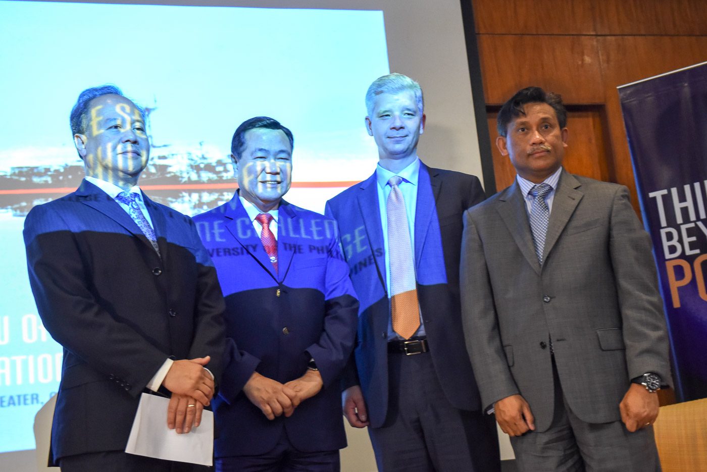 LOW-KEY DIPLOMAT. Henry Bensurto Jr (1st from right), Philippine consul general to San Francisco, is known as a low-key diplomat with the highest of credentials. File photo by LeAnne Jazul/Rappler   