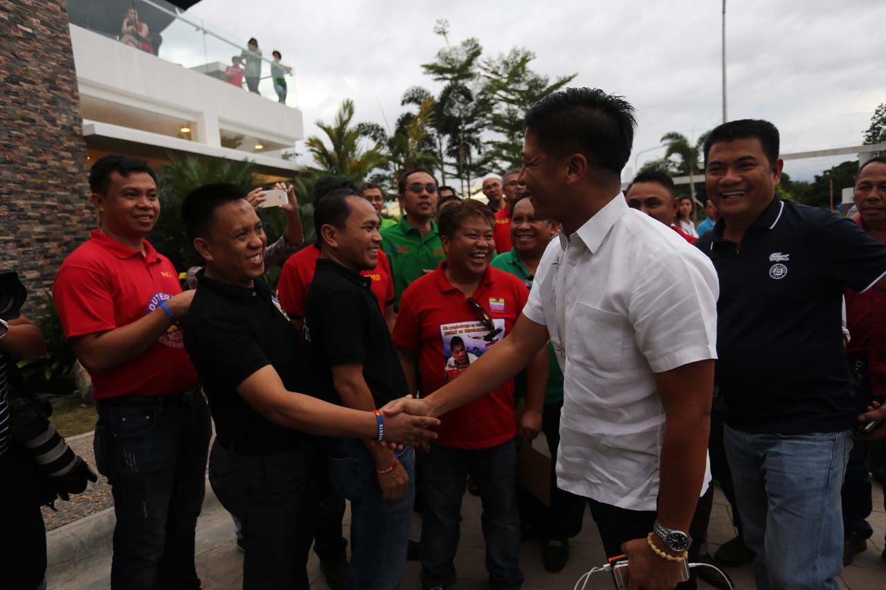 VISITORS. Batangas Vice Governor Mark Leviste arrives at the Matina Enclaves clubhouse to congratulate President-elect Rody Duterte. Photo by Manman Dejeto/Rappler  