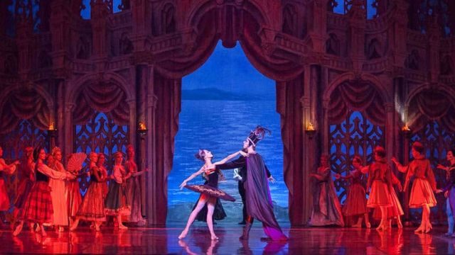 Moscow Ballet’s ‘Swan Lake’ show in Manila pushes through despite ‘major issue’