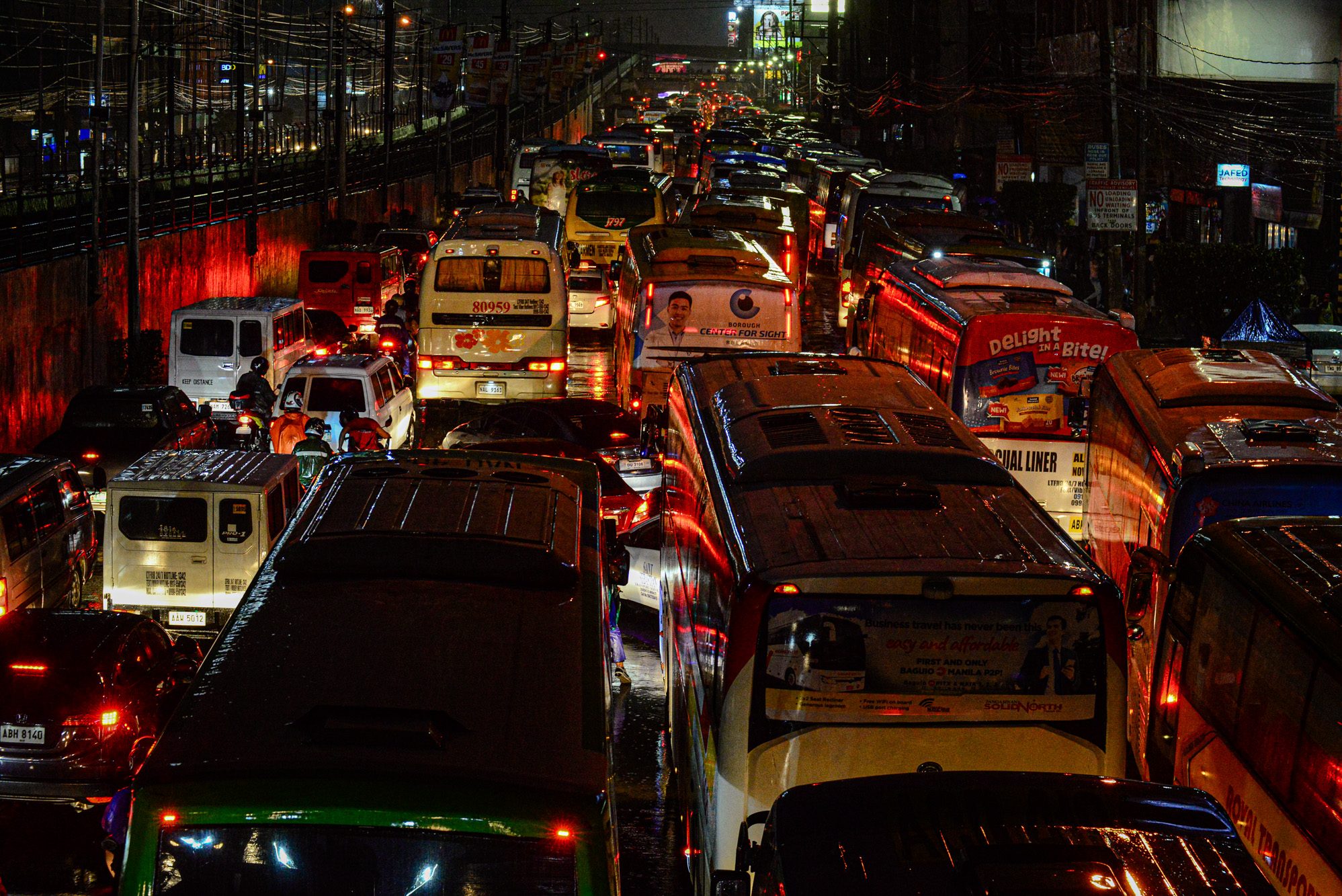 Cayetano: Traffic a ‘product’ of thriving economy