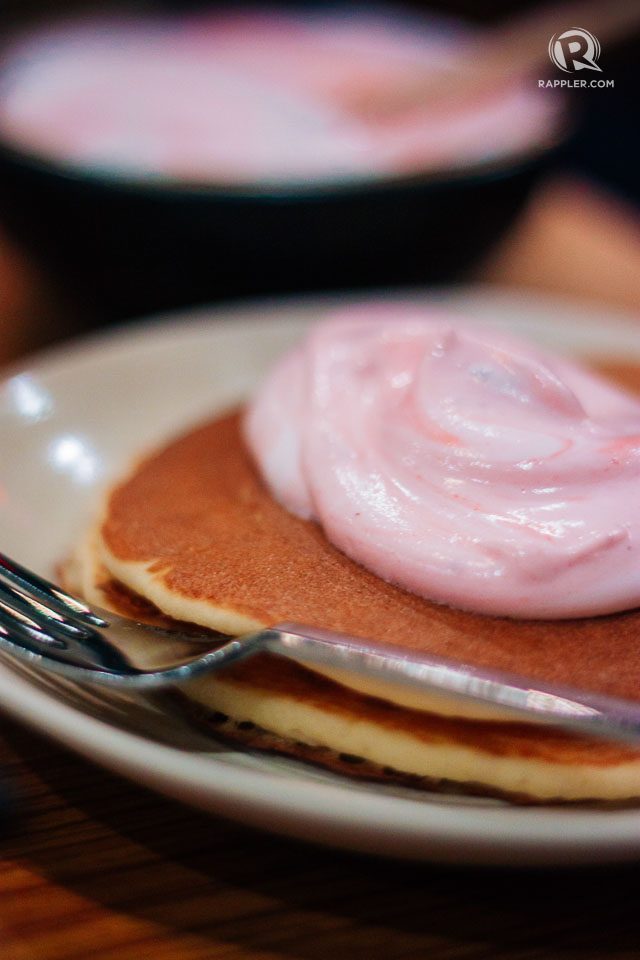 HAWAIIAN PANCAKES. Mix up the whipped cream and berries you're given and use it to top your freshly cooked pancakes. Photo by Paolo Abad/Rappler.com 