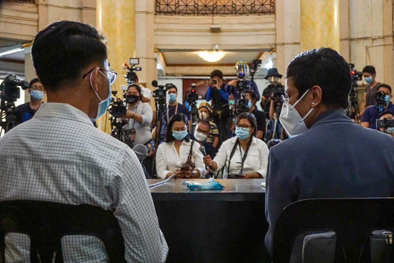 CYBER LIBEL CASE. Rappler CEO Maria Ressa and former researcher-writer Reynaldo Santos Jr face the media after they are convicted of cyber libel on June 15, 2020. Photo by Dante Diosina Jr/Rappler 