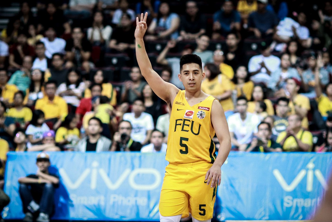 Hot-starting FEU nips NU, stays in Final Four chase