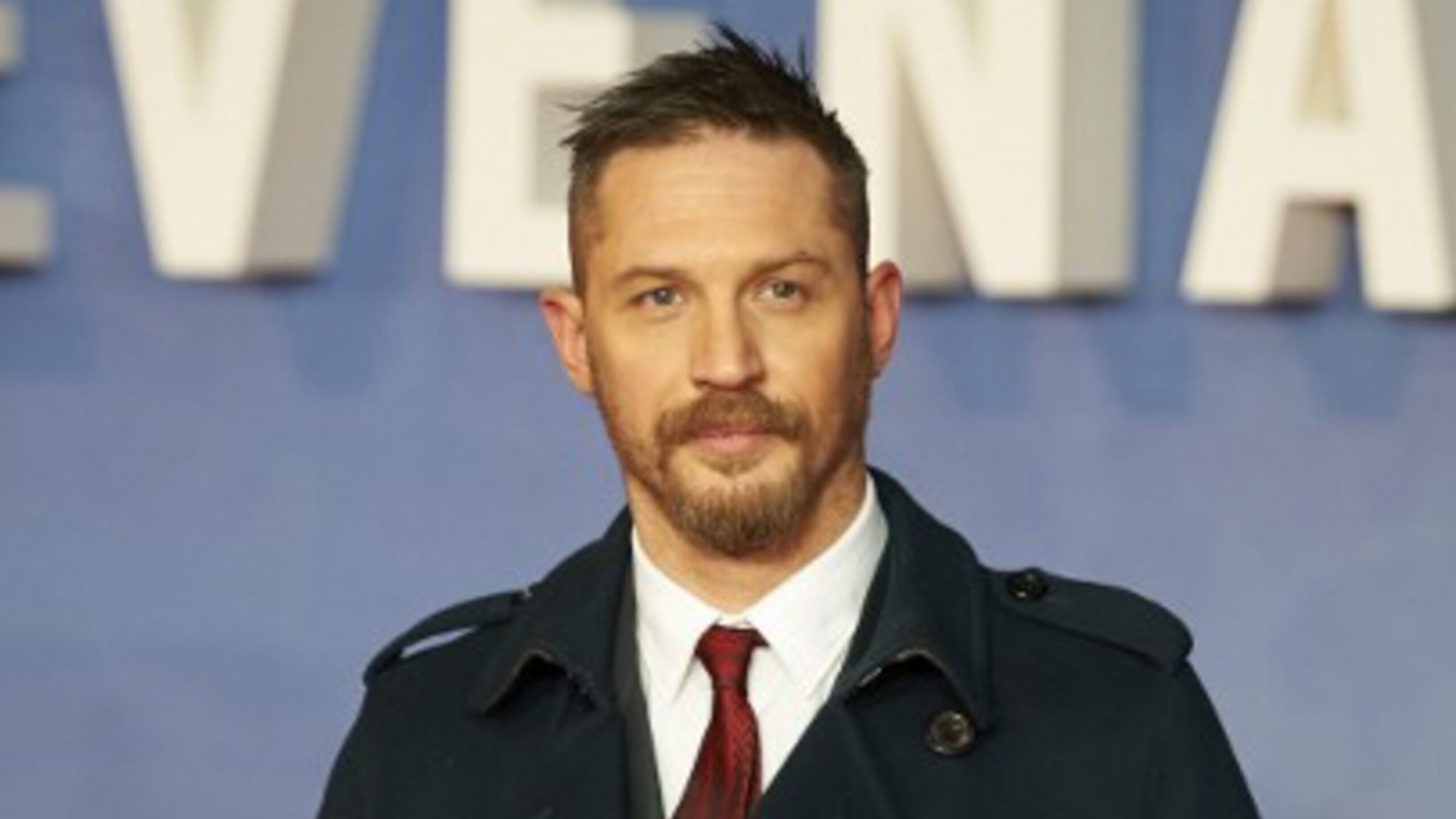 Tom Hardy will get a Leonardo DiCaprio tattoo after losing bet