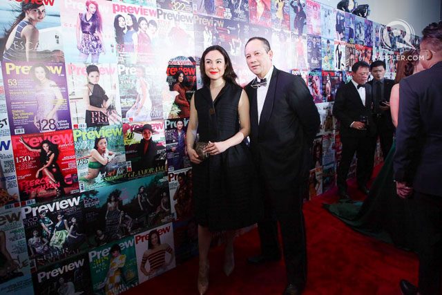 Gretchen Barretto and Tony Boy Cojuangco pose for photos 