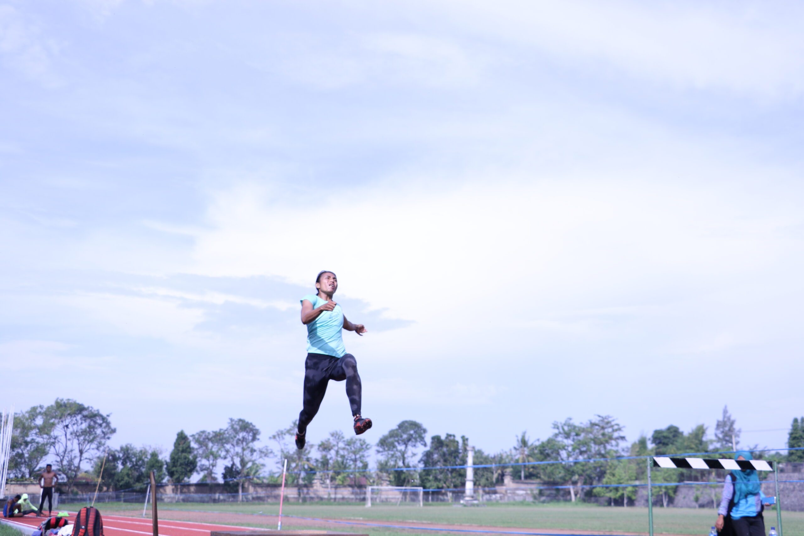 SAKSIKAN: Persiapan atlet lompat jauh Maria Natalia Londa menuju Olimpiade