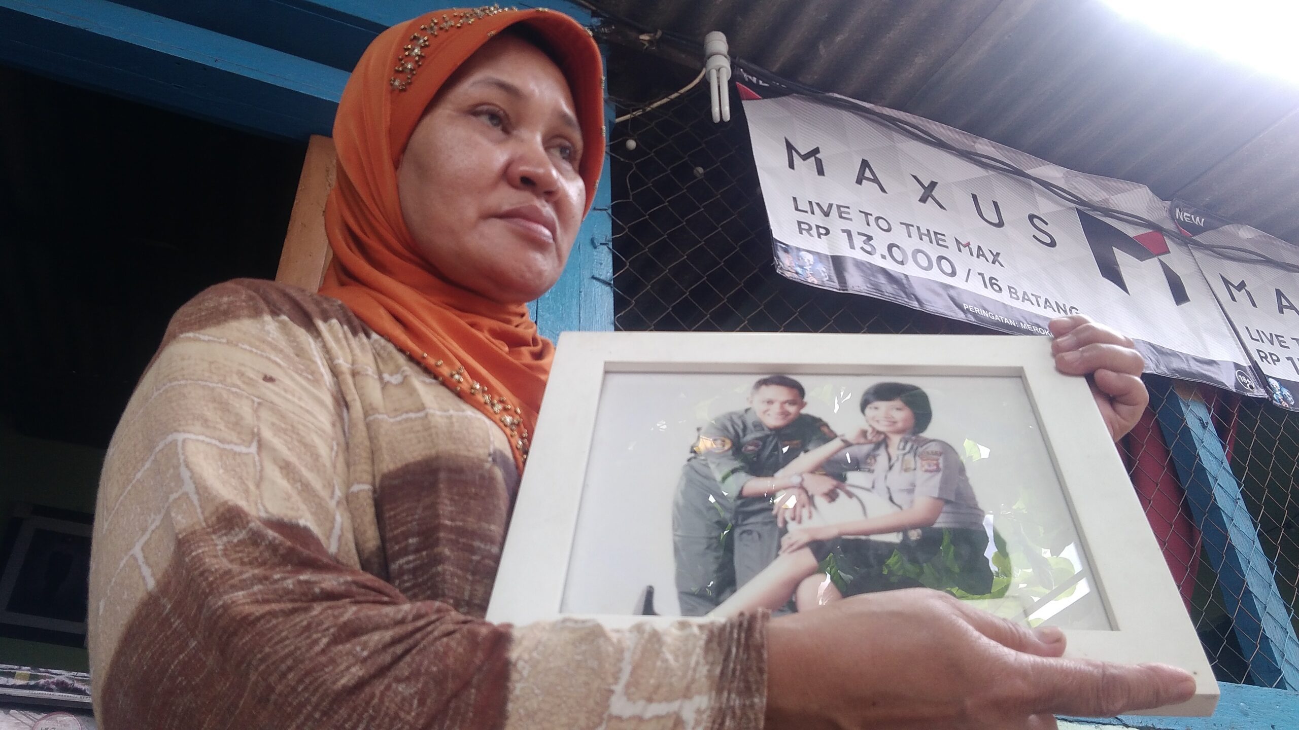 Jenazah Brigadir Mustofa, korban jatuhnya pesawat Polri, dimakamkan di Semarang