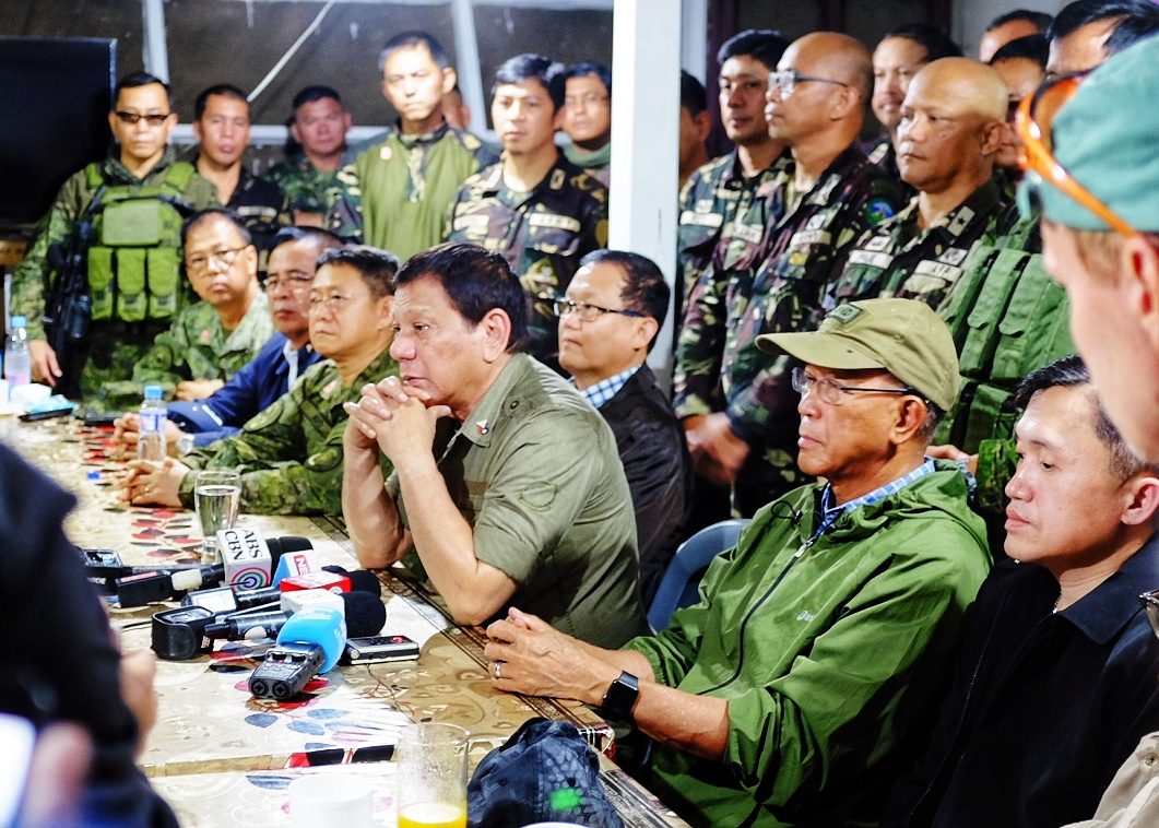 Martial law will be lifted after clearing operations in Marawi – Duterte
