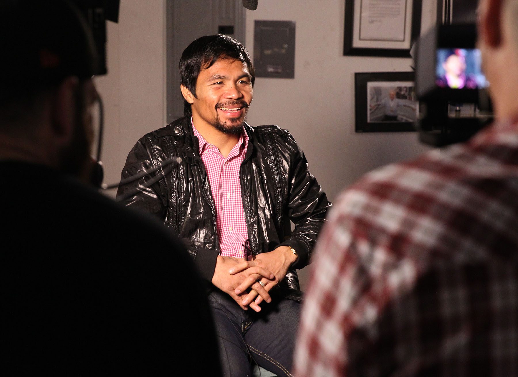 IN PHOTOS: Pacquiao makes time for the media