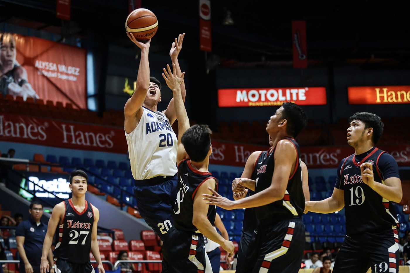 Adamson Falcons tear through hapless UST Tigers by 23 in FilOil Cup