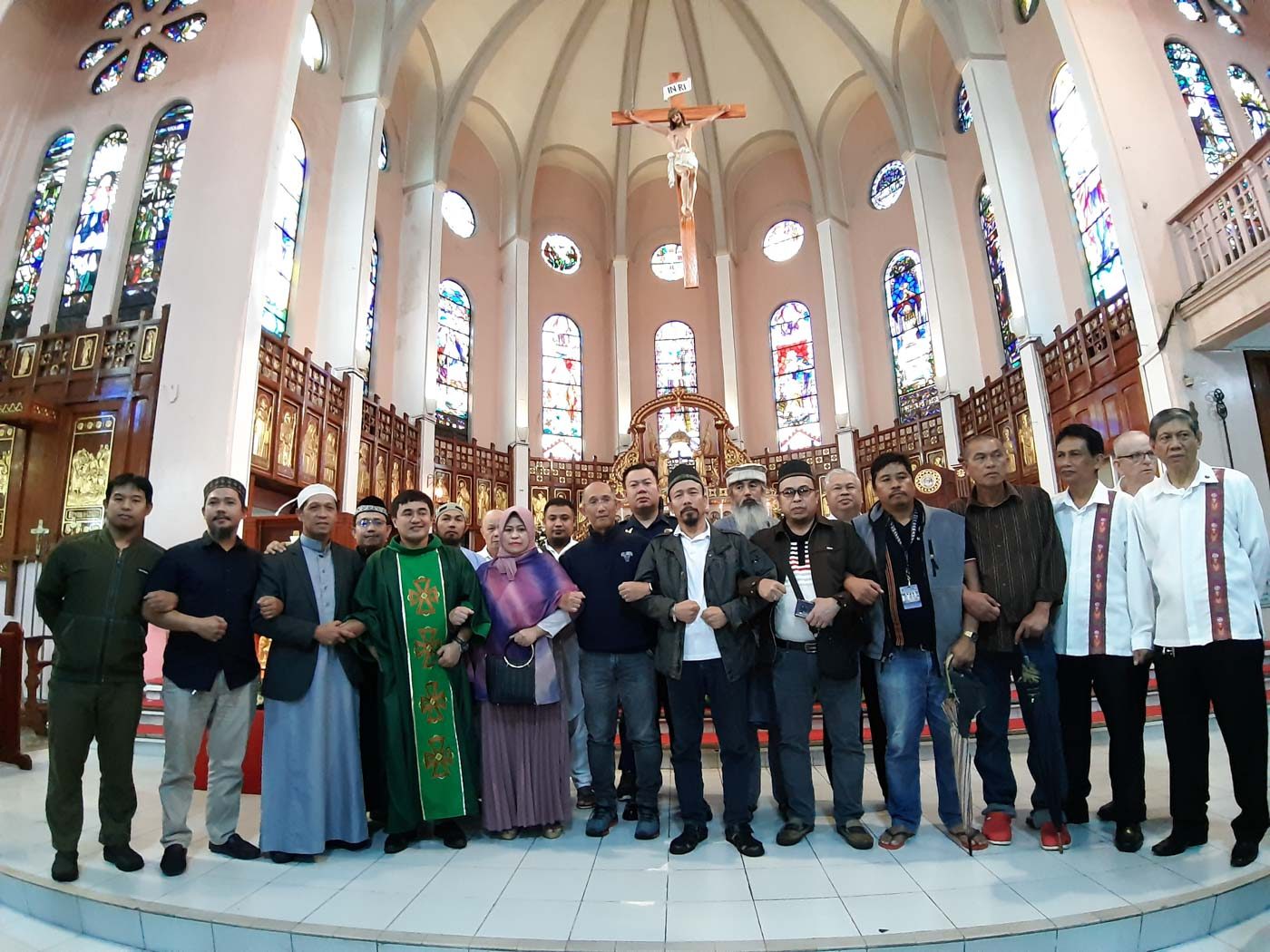 Baguio Muslims and Catholics stand together against terrorism