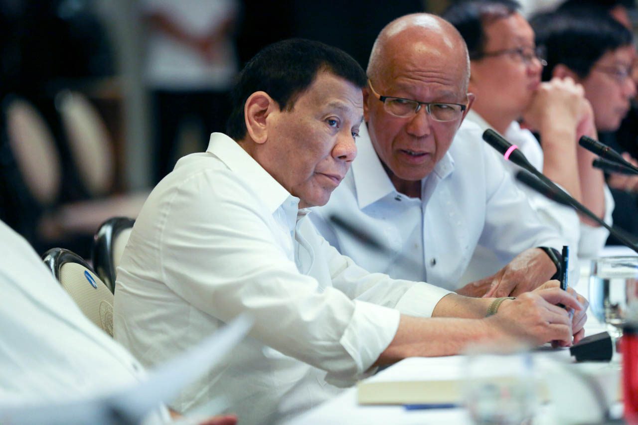 Lorenzana lauds Duterte’s warning to foreign vessels trespassing PH waters