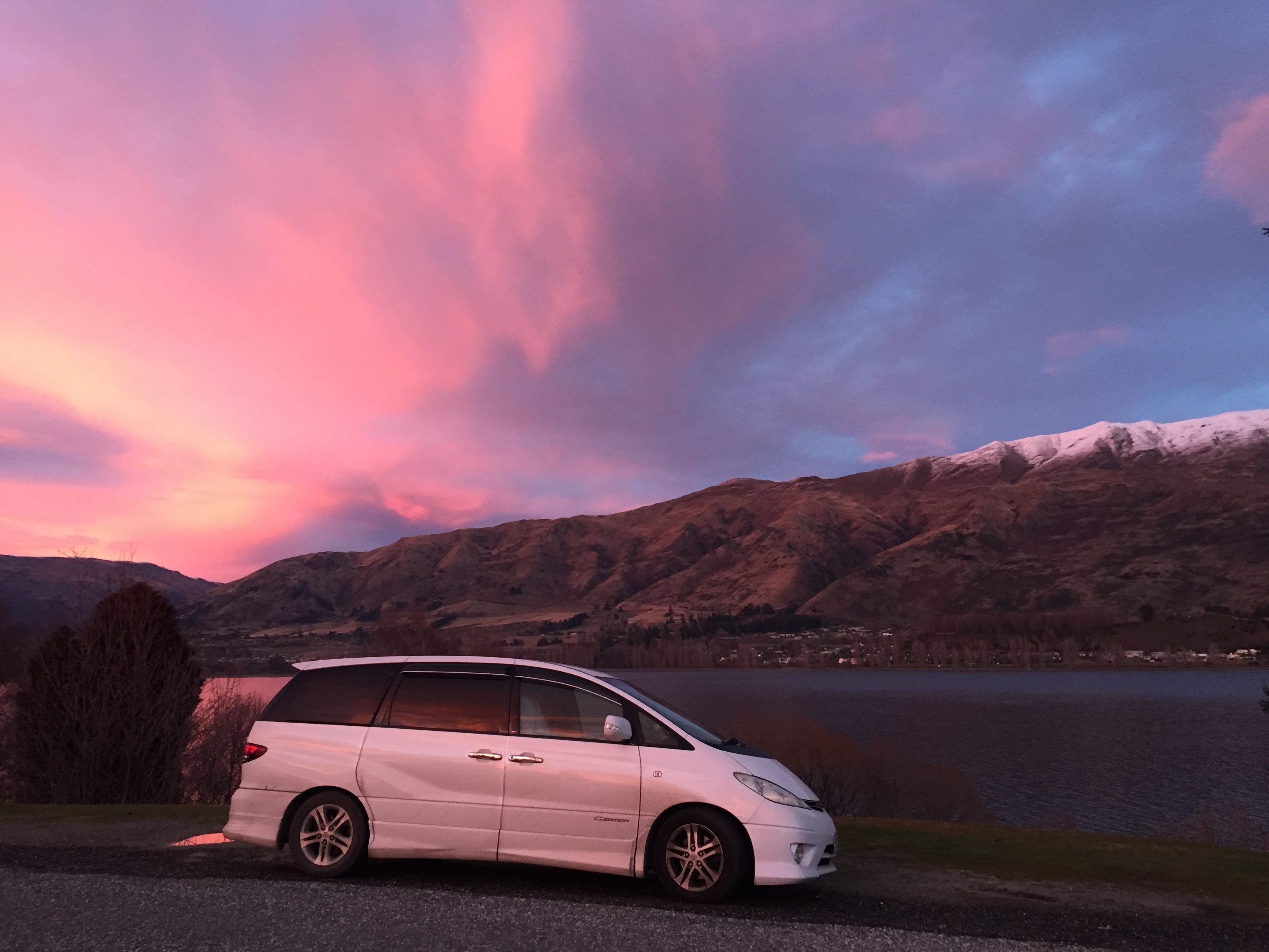 The sunset at Wanaka camp site 