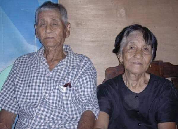 LOVE LETTER. Lolo Carding and Lola Maring's love story began with a love letter. Photo courtesy of Maricris Raquedan 