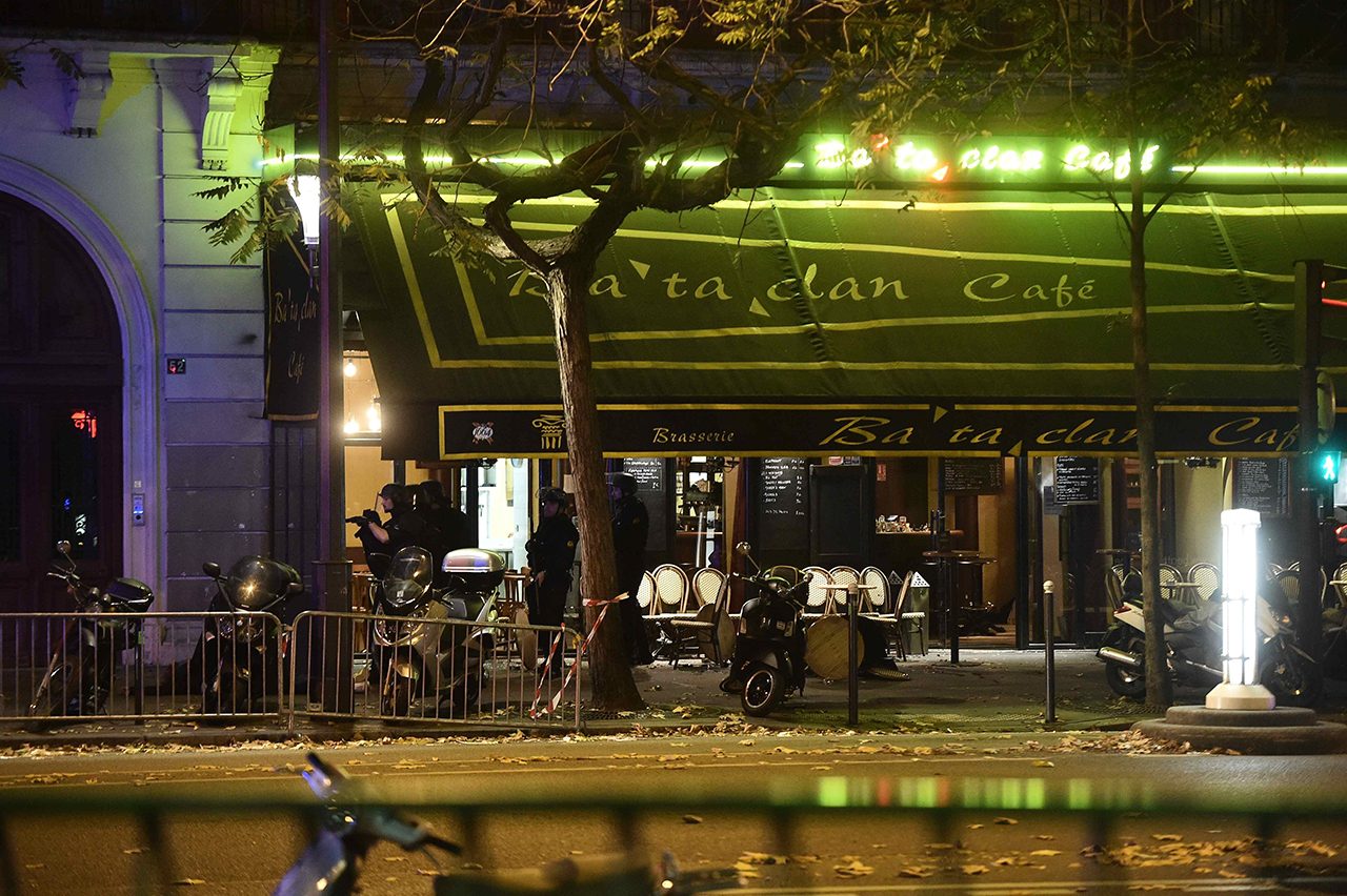 ‘Three teams’ in Paris onslaught as police hunt suspects