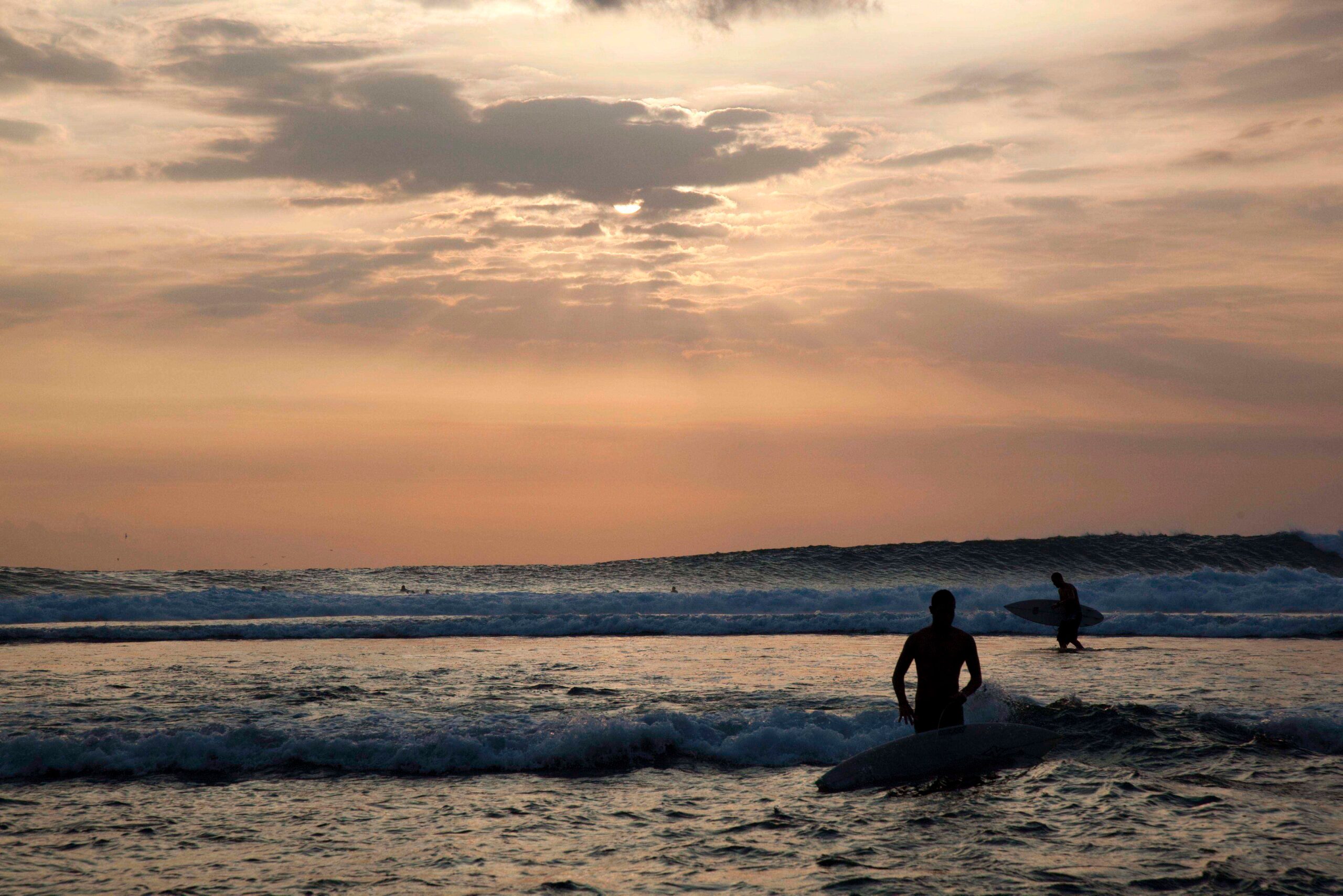 American surfer attacked by shark in Bali