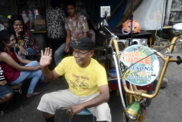 This country loves singing – even rickshaws get pimped with karaoke machines