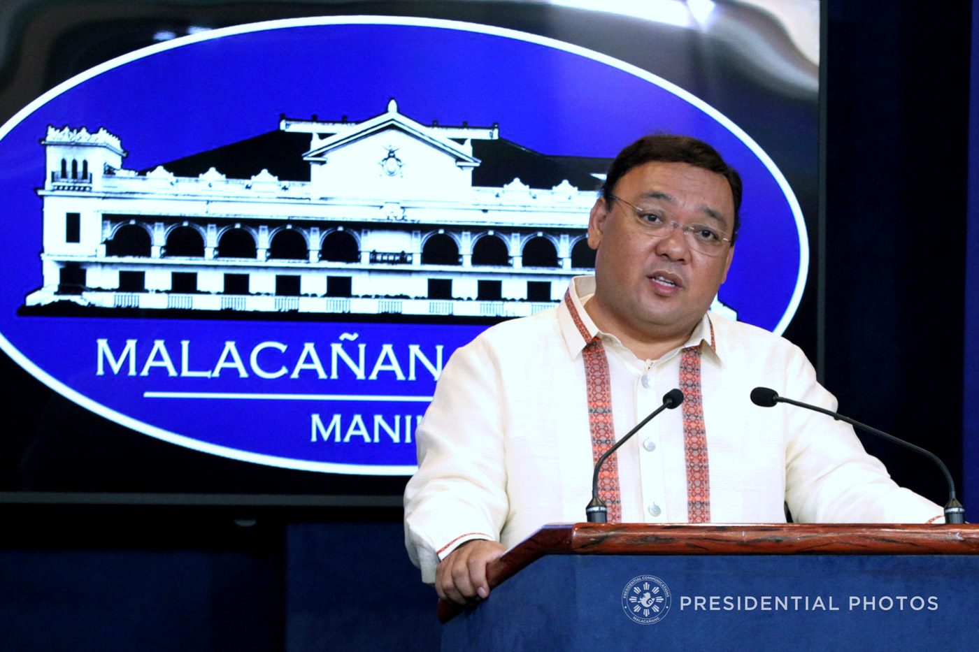 Duterte resign? Malacañang tells Sereno to ‘look at the mirror’