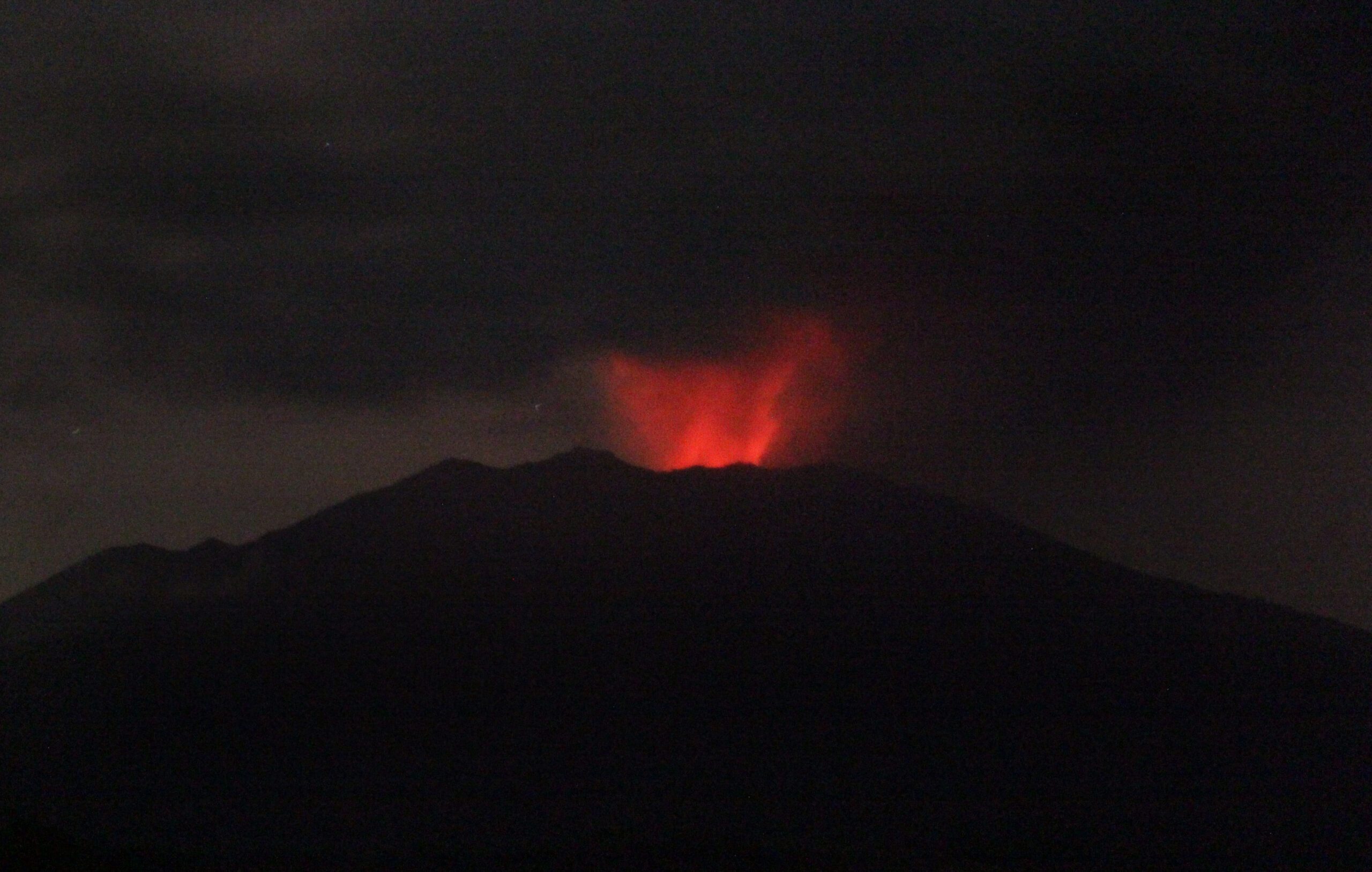 UPDATE: Bali airport reopens after new volcano ash shutdown