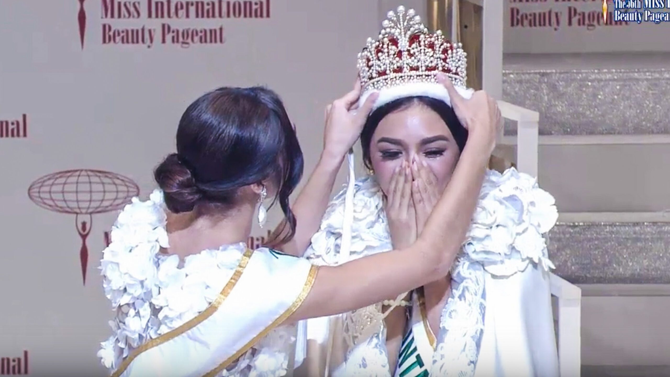 IN PHOTOS: The moment PH bet Kylie Verzosa won Miss International 2016