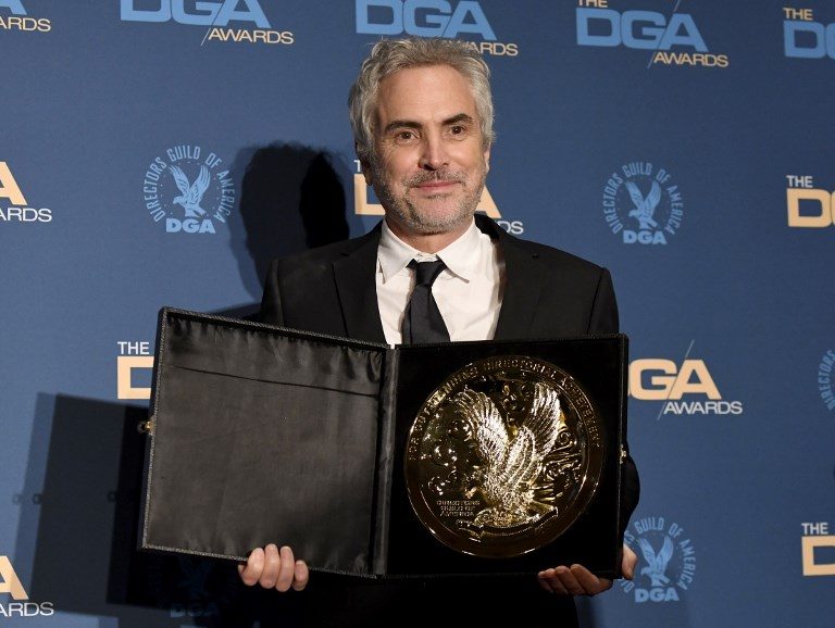 Alfonso Cuaron on path to Oscar victory after Directors Guild win