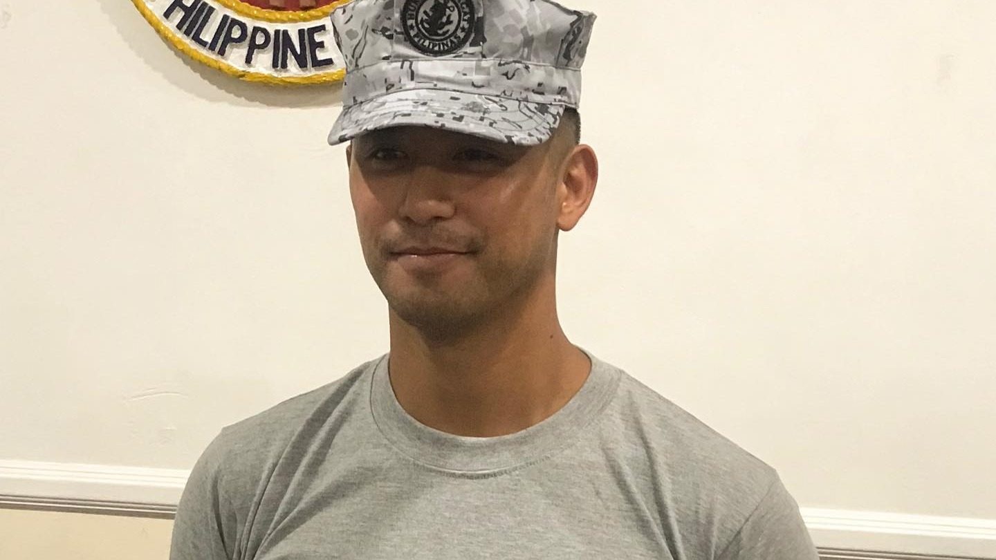 Rocco Nacino enlists in training to be army reservist