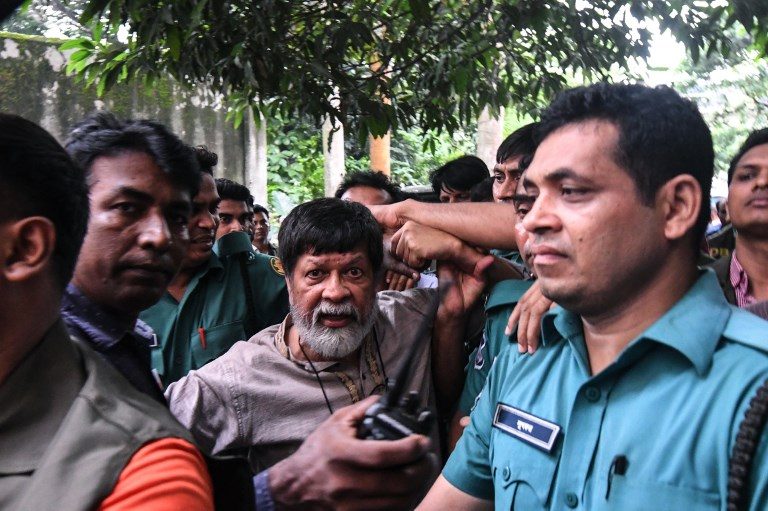 Bangladesh court orders hospital for arrested photographer