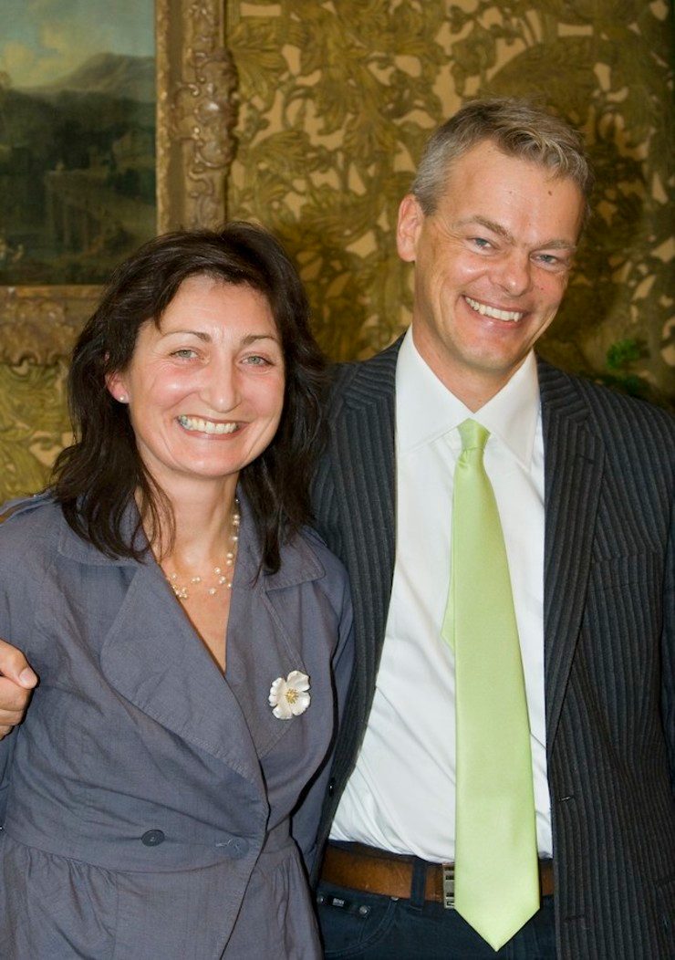 A file picture dated 22 September 2008 shows Norwegian neuroscientists May-Britt (L) and Edvard Moser posing together after receiving the Fernstrom award in Lund, Sweden. Drago Prvulovic/EPA