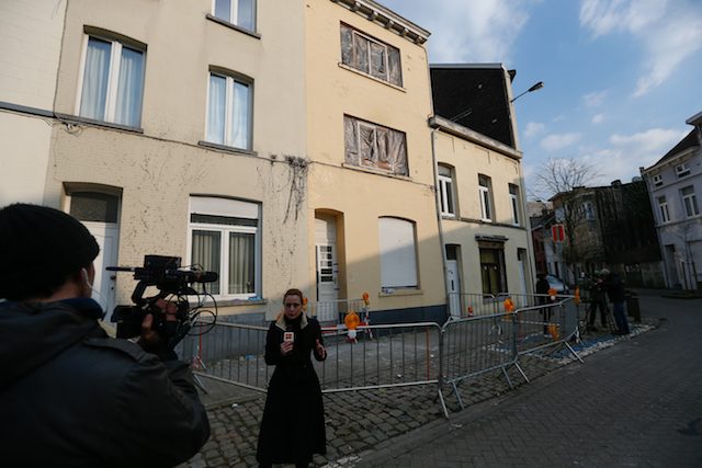 Paris attacks fugitive Abdeslam’s fingerprints found in Brussels raid flat