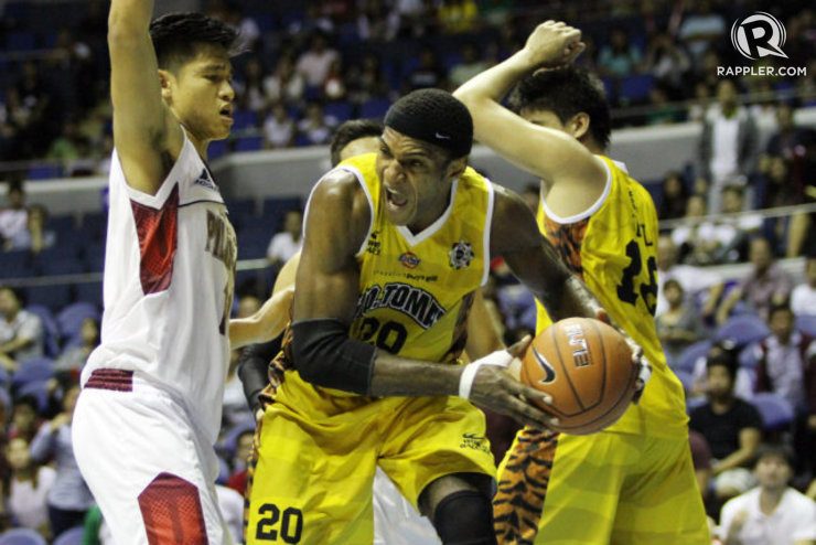 UST waves off early struggles, pounces on UP