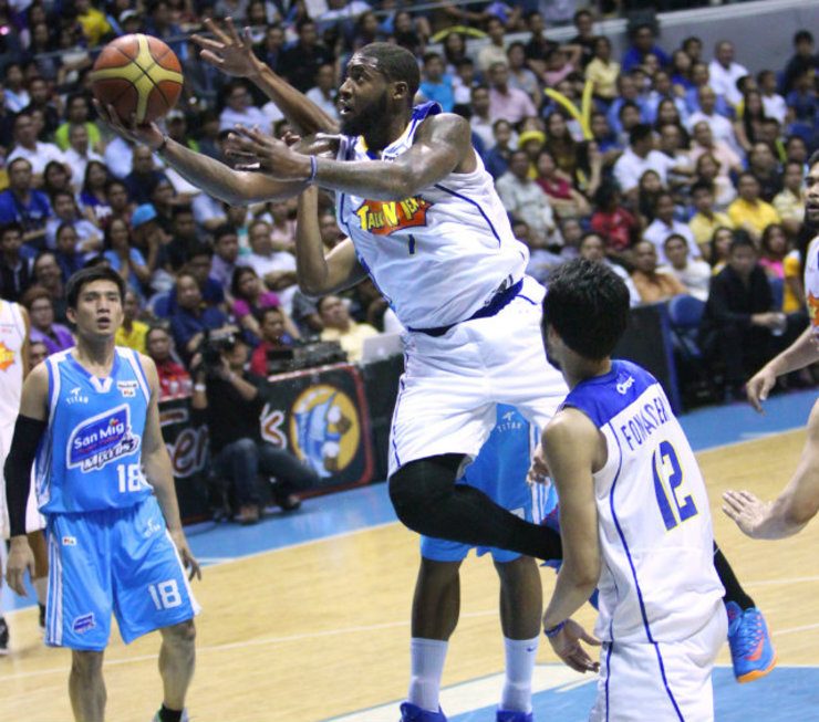 Import player Richard Howell did a lot of the dirty work for Talk 'N Text last season. File photo by Nuki Sabio/PBA Images