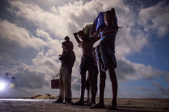 Dua ribu orang Rohingya berkumpul di pantai Myanmar untuk mengikuti eksodus