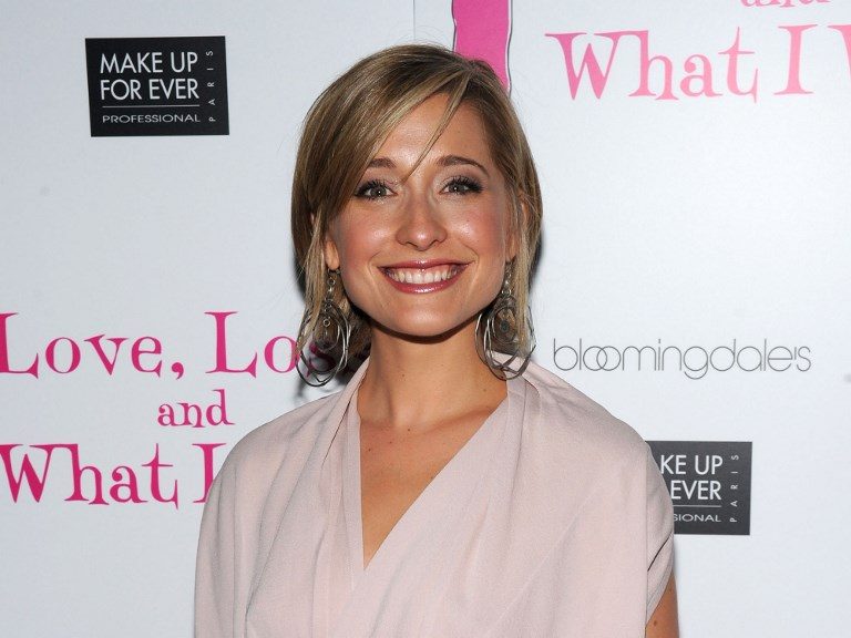 Actress Allison Mack charged with sex trafficking for cult-like group
