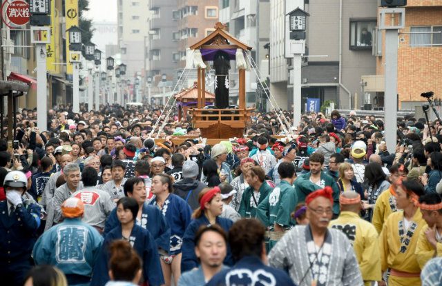 Size matters at Japan phallus festival
