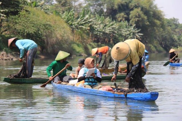 Sungai di Surabaya tercemar pil KB hingga pembalut