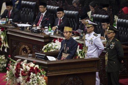 Presiden Jokowi : Kita berani bubarkan Petral!