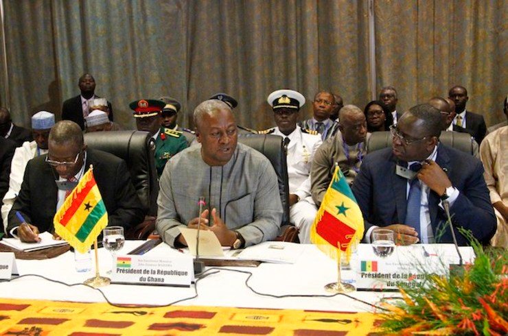 Burkina talks agree one-year transition, polls in Nov 2015