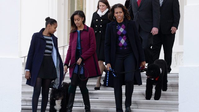 Obama daughters followed, sparking White House lockdown