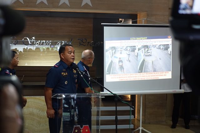PRESENTATION. Chief Superintendent Amador Corpus shows CCTV clips on the killing of Mayor Ferdinand Bote. Photo by Rambo Talabong/Rappler 