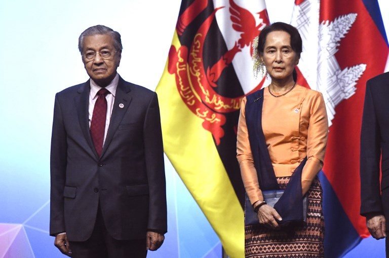 Mahathir: Suu Kyi stance on Rohingya ‘indefensible’