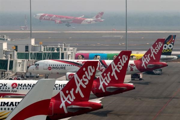 AirAsia cancels flights, denies pilot revolt to blame