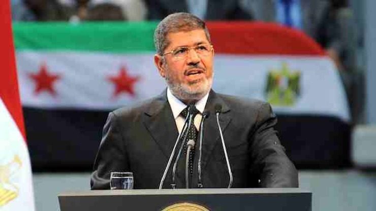 Egypt court sets Morsi trial verdict for April 21