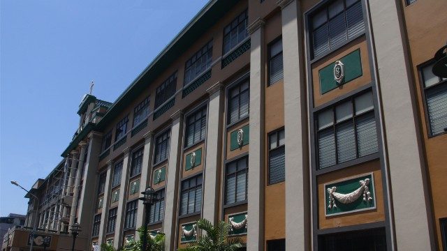 University of San Carlos to continue classes online