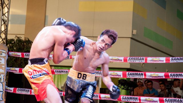 Controversial stoppage mars Gensan boxing match